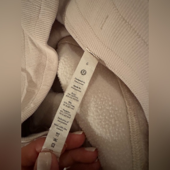 Lulumelon Jogger - Picture 4 of 4